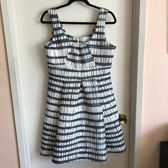 Plenty Tracy Reese White Gray Striped A-Line Dress